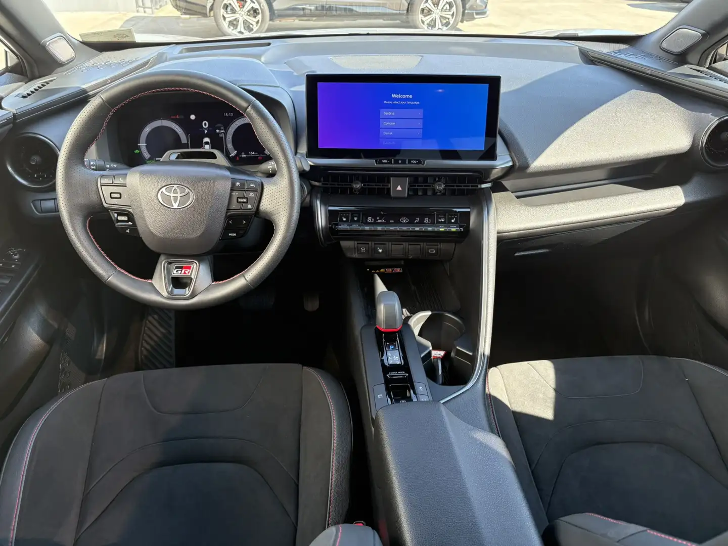 Toyota C-HR 2.0 Hybrid 200 GR SPORT Première Edition Panoramad Grijs - 2