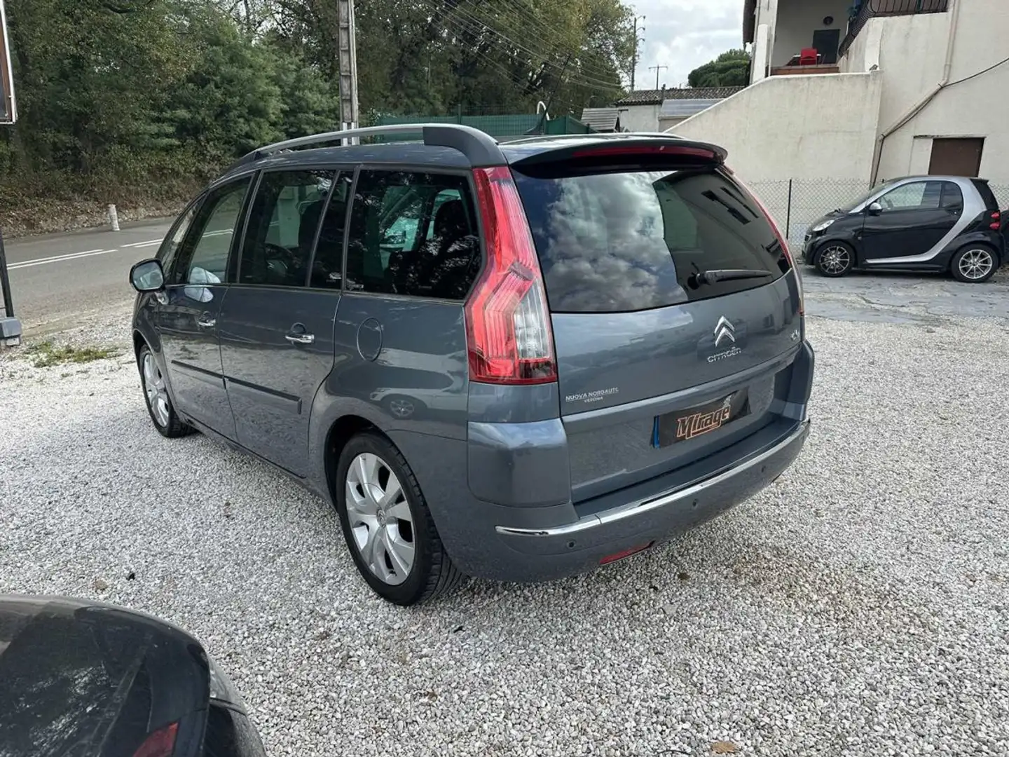 Citroen Grand C4 Picasso GRAND C4 PICASSO 2.0 HDI 160 EXCLUSIVE BVA 7PL 90800KMS Gris - 2