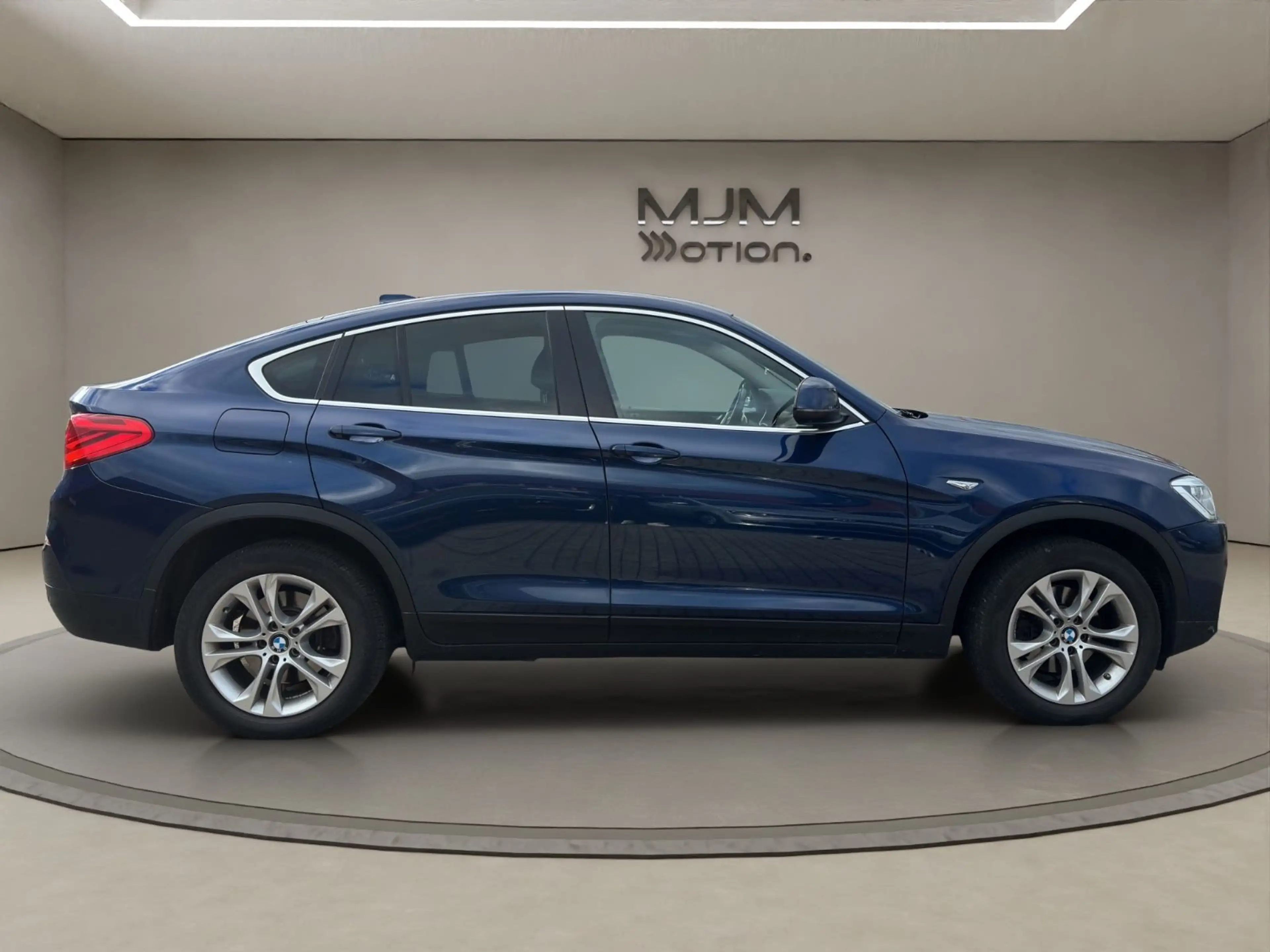 BMW X4 xDrive 35 i Advantage Kamera Navi LED — photo 5