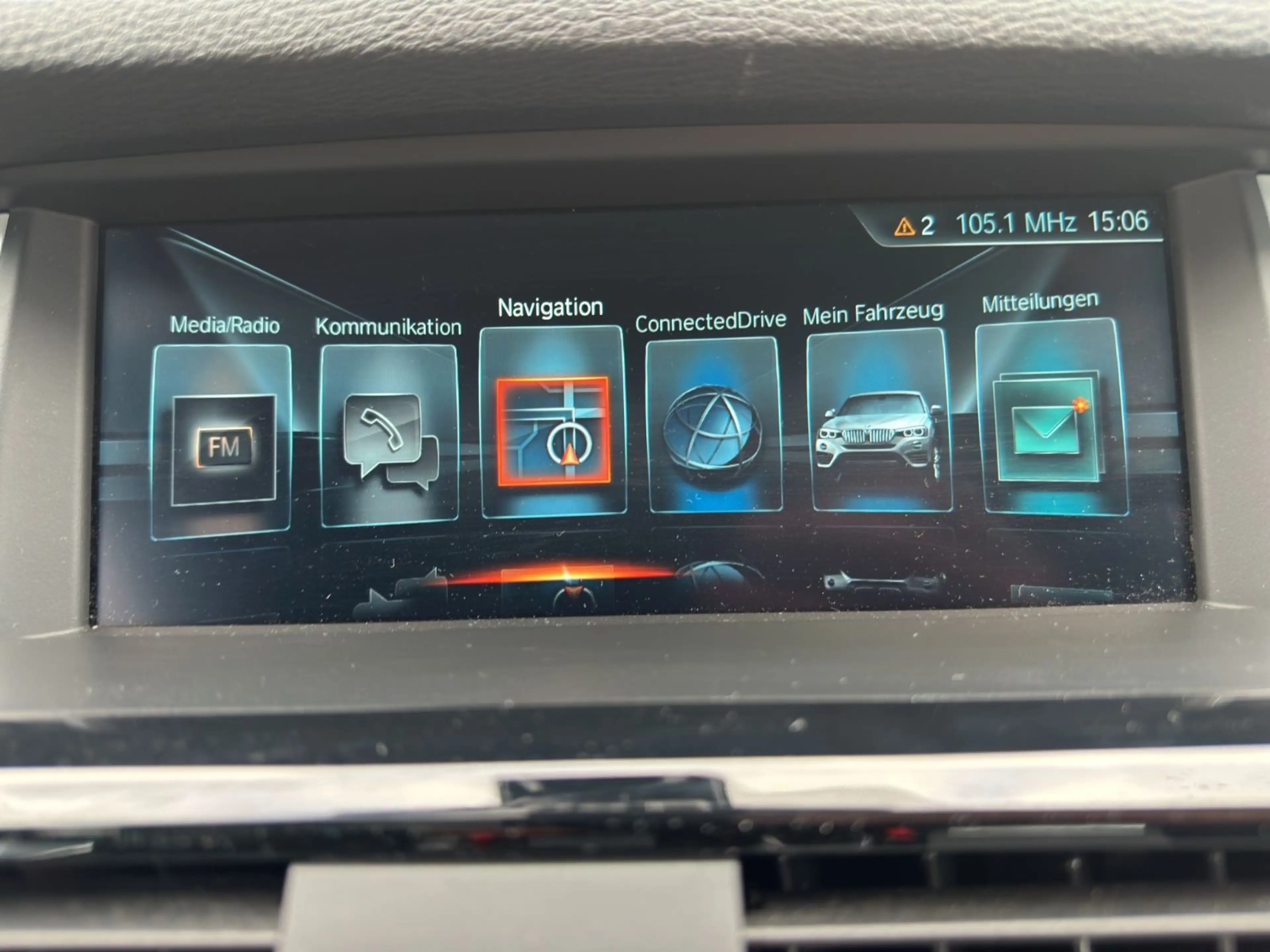 BMW X4 xDrive 35 i Advantage Kamera Navi LED — photo 15