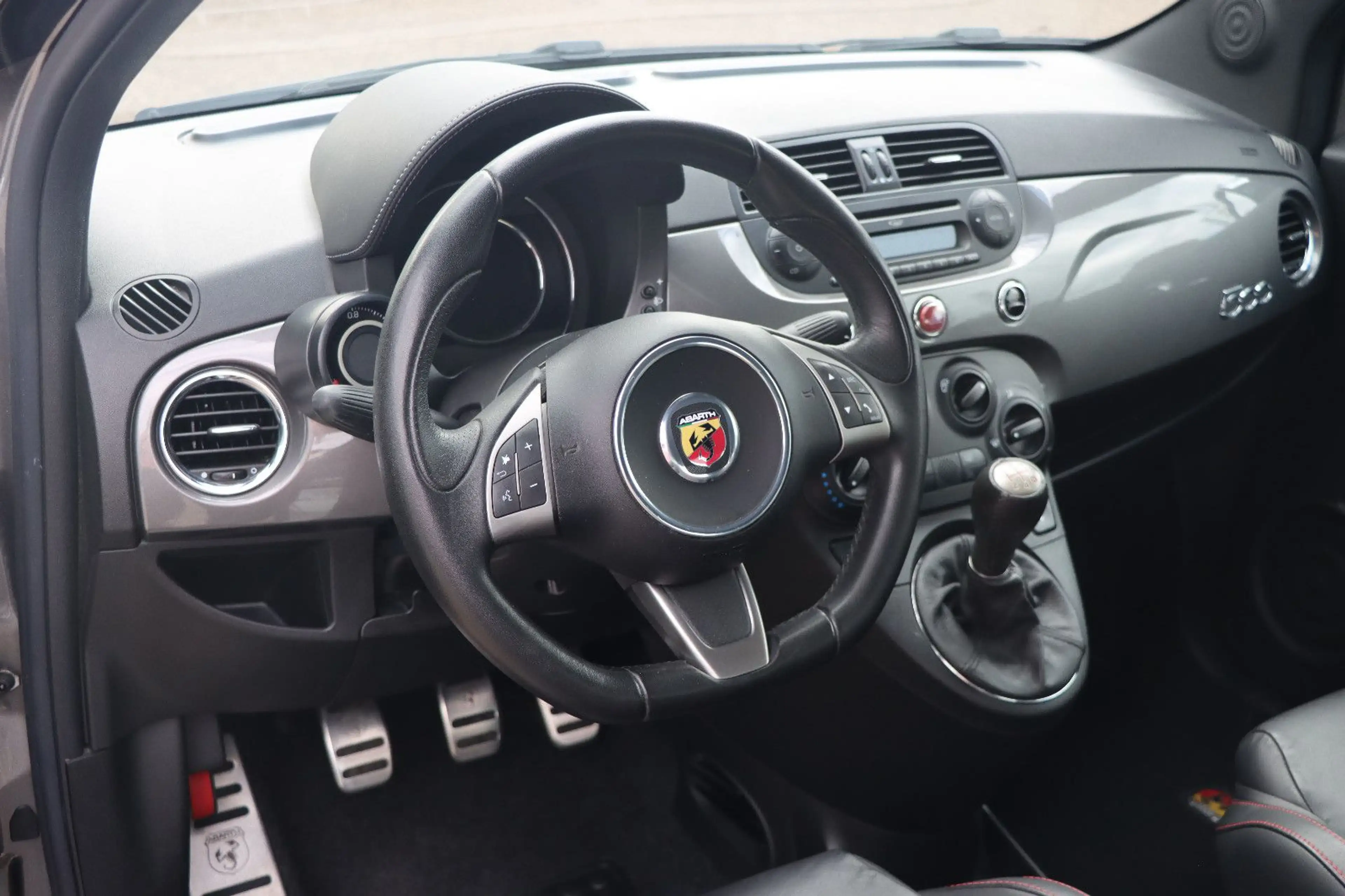 Abarth 500 Custom l LEDER l KLIMA l — photo 13