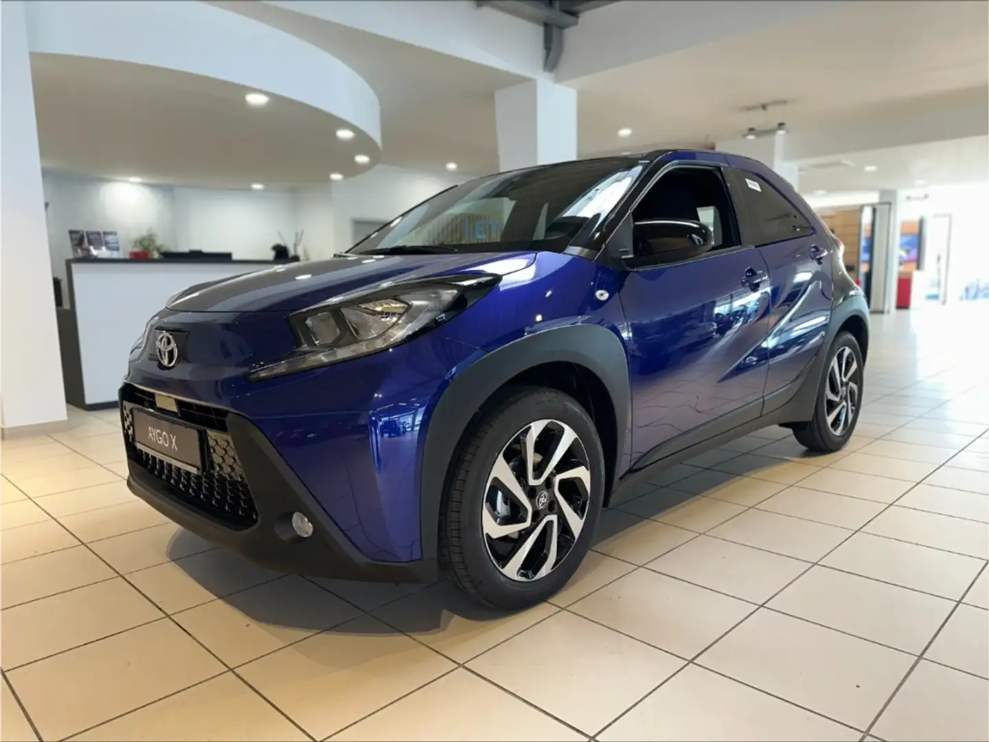 Toyota Aygo X Team D (Kamera, Apple Carplay) Blauw - 1