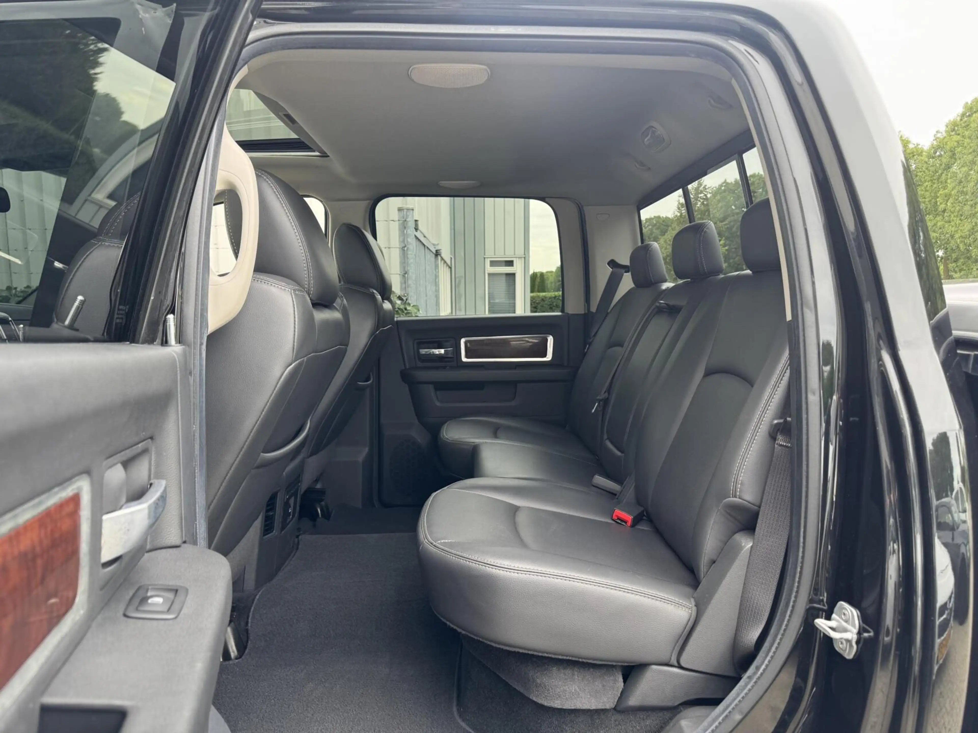 Dodge RAM 1500 5.7 V8 Crew Cab 5'7 | ALPINE | STOEL VENTILAT — photo 12