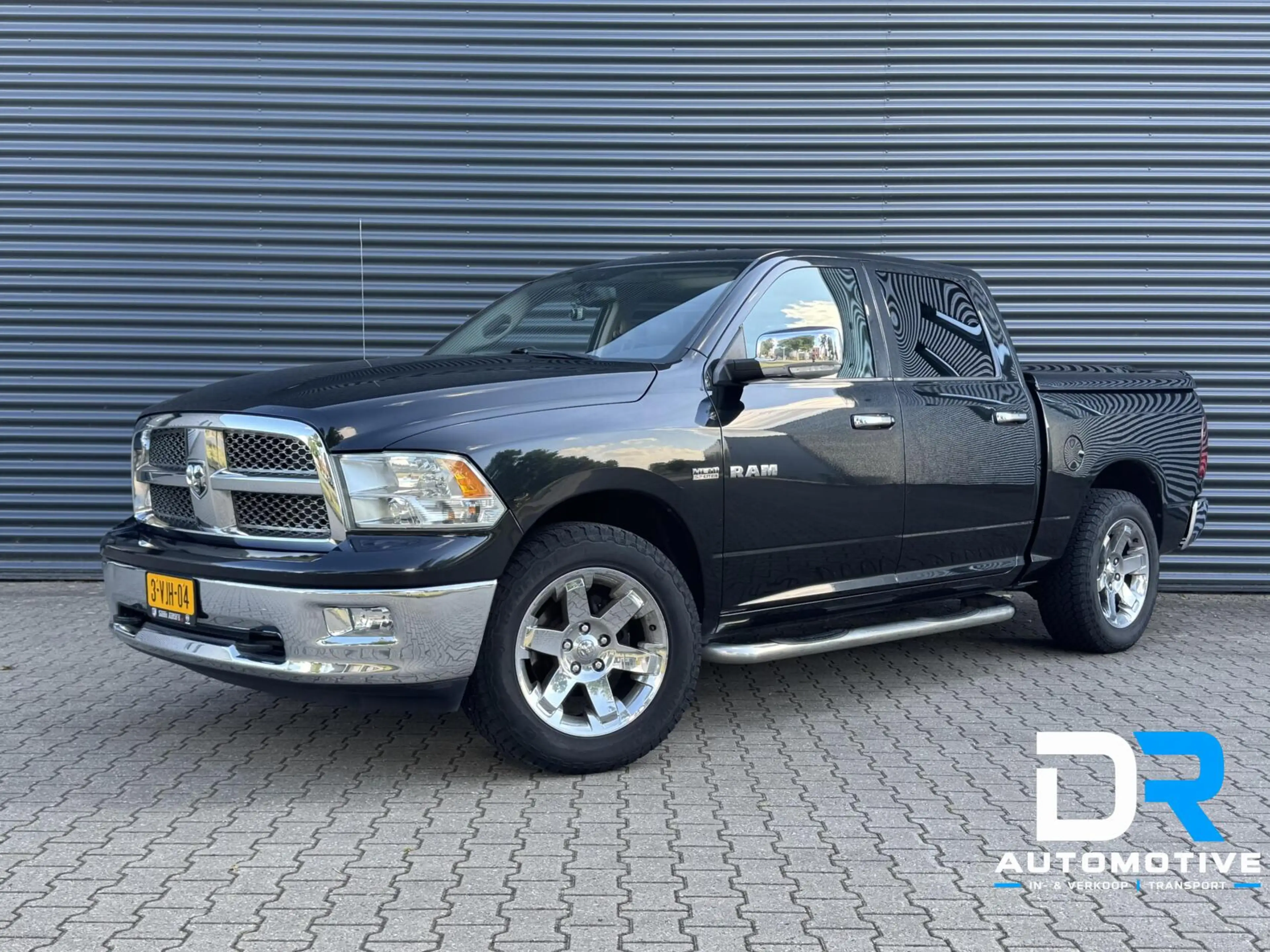 Dodge RAM 1500 5.7 V8 Crew Cab 5'7 | ALPINE | STOEL VENTILAT