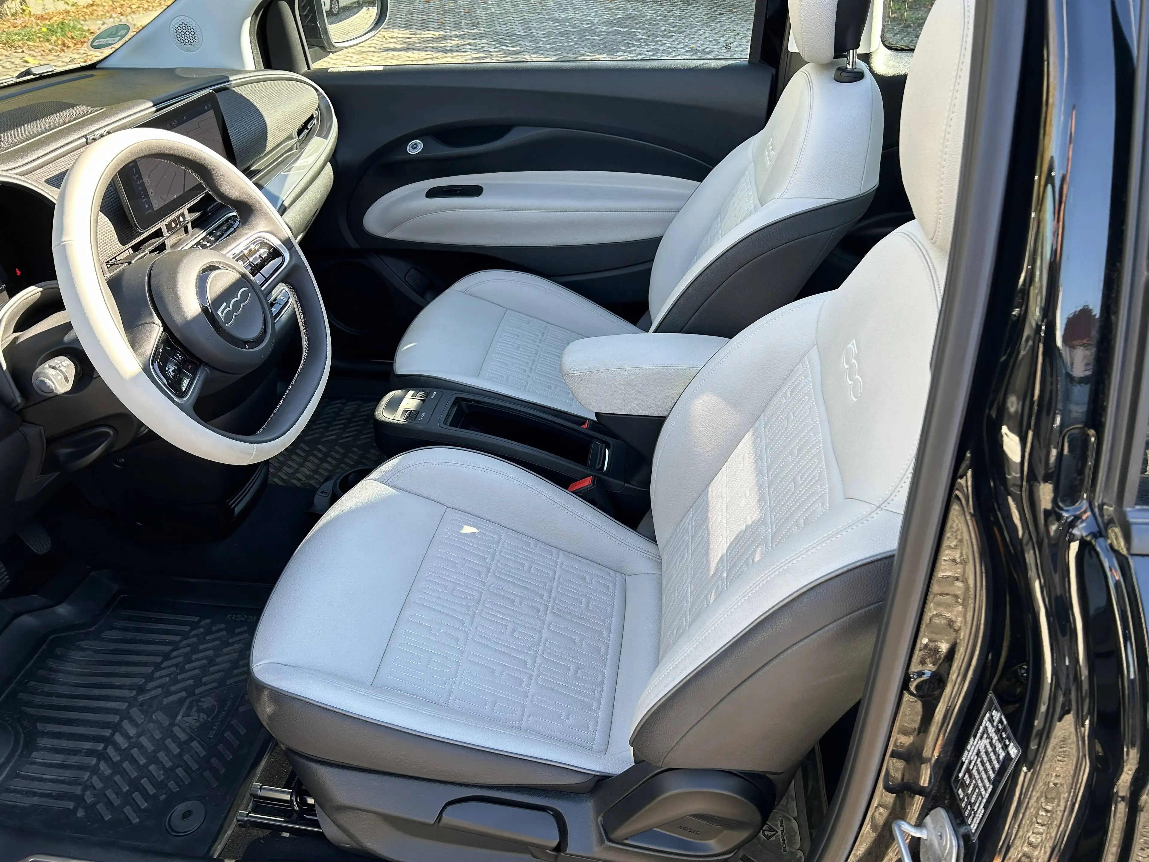 Fiat 500 La Prima by Bocelli — photo 14