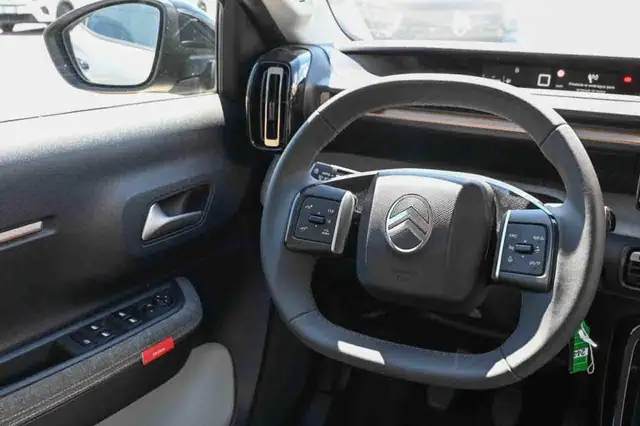 Citroen C3 Aircross view 12