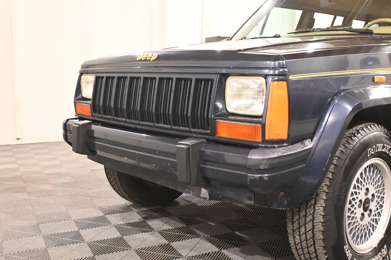 Jeep Cherokee 2.5 Turbo LIMITED / CUIR / AIRCO / CLIMATISATION / ATTELAGE, foto 8