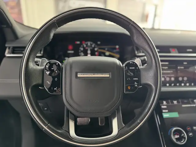 Land Rover Range Rover Velar view 12