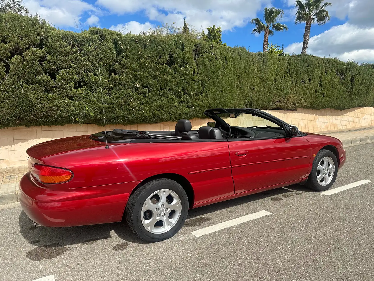 Chrysler Stratus 2.5 Limited Top-Gepflegt TÜV NEU Roşu - 1