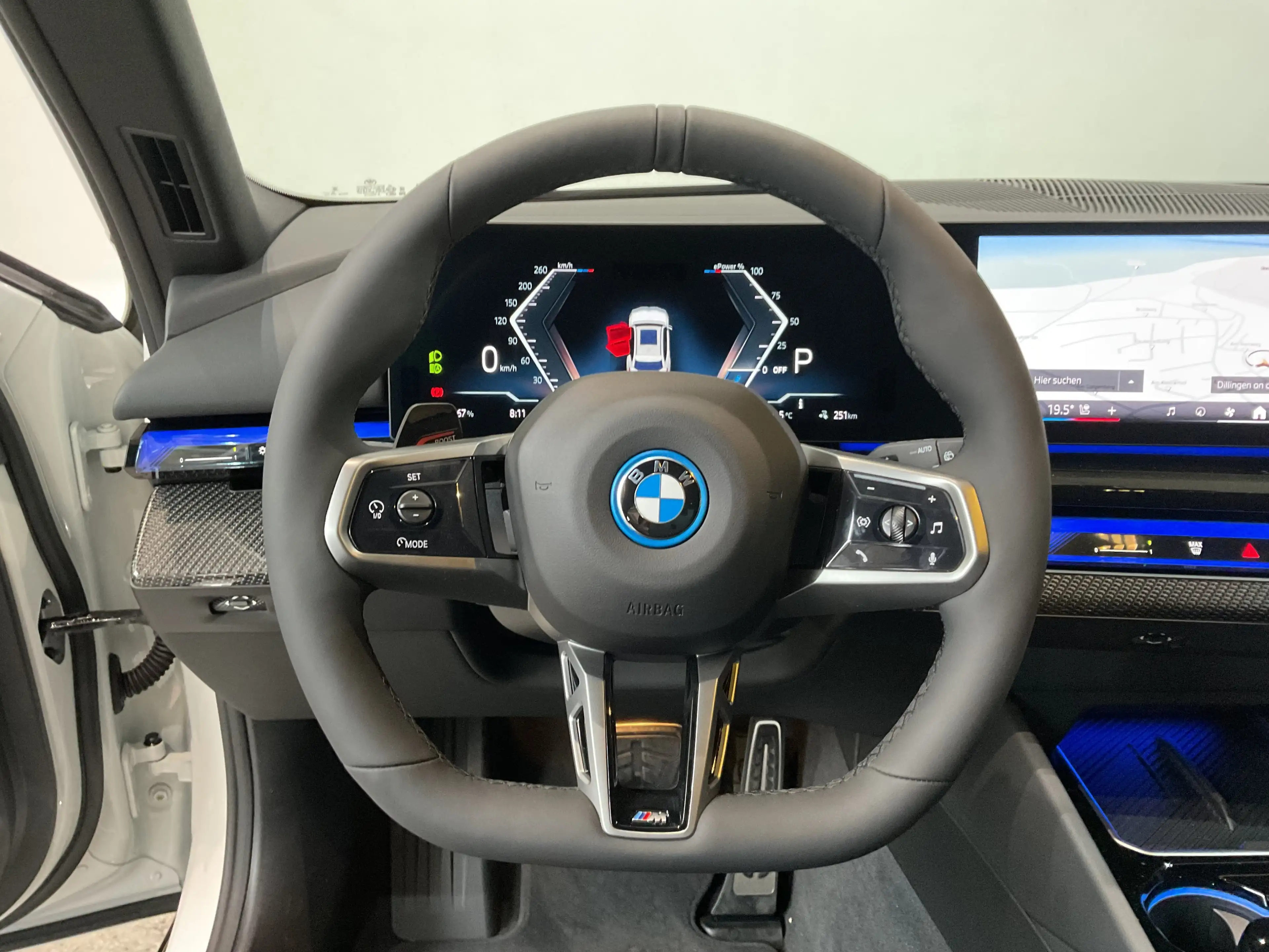 BMW i5 xDrive40 |AHK |Sitzbelüftung |Head-Up Display — photo 4