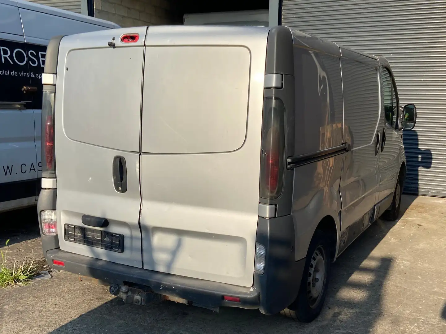 Nissan Primastar 1.9 dCi 27 C1H1 Argent - 2