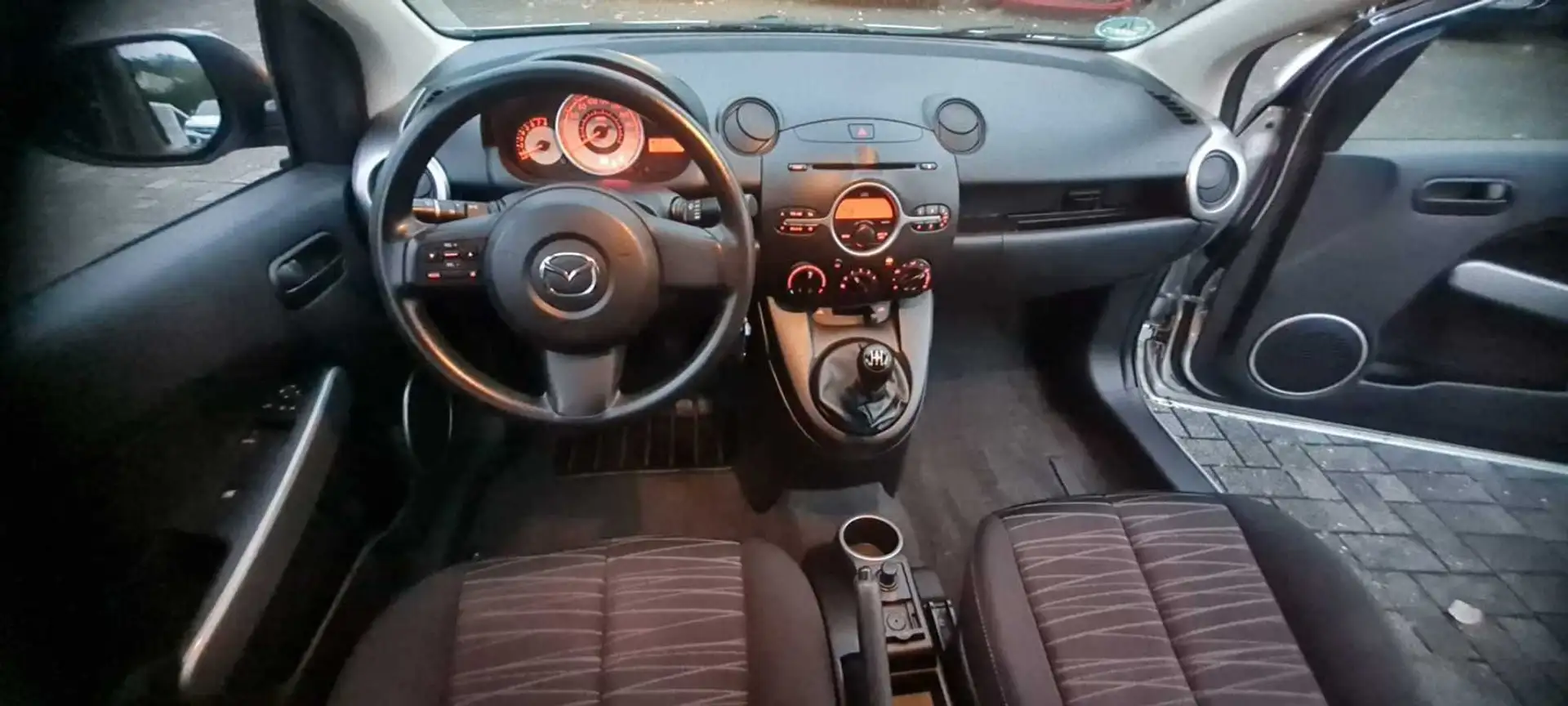 Mazda 2 2 /TÜV NEU/Alles NEU/Wie NEU Argent - 1