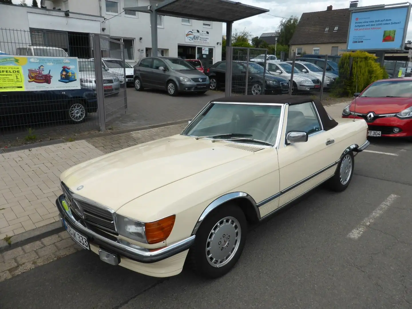 Mercedes-Benz SL 300 Roadster, 2.Hand, seit 1994 in einer Hand bež - 1