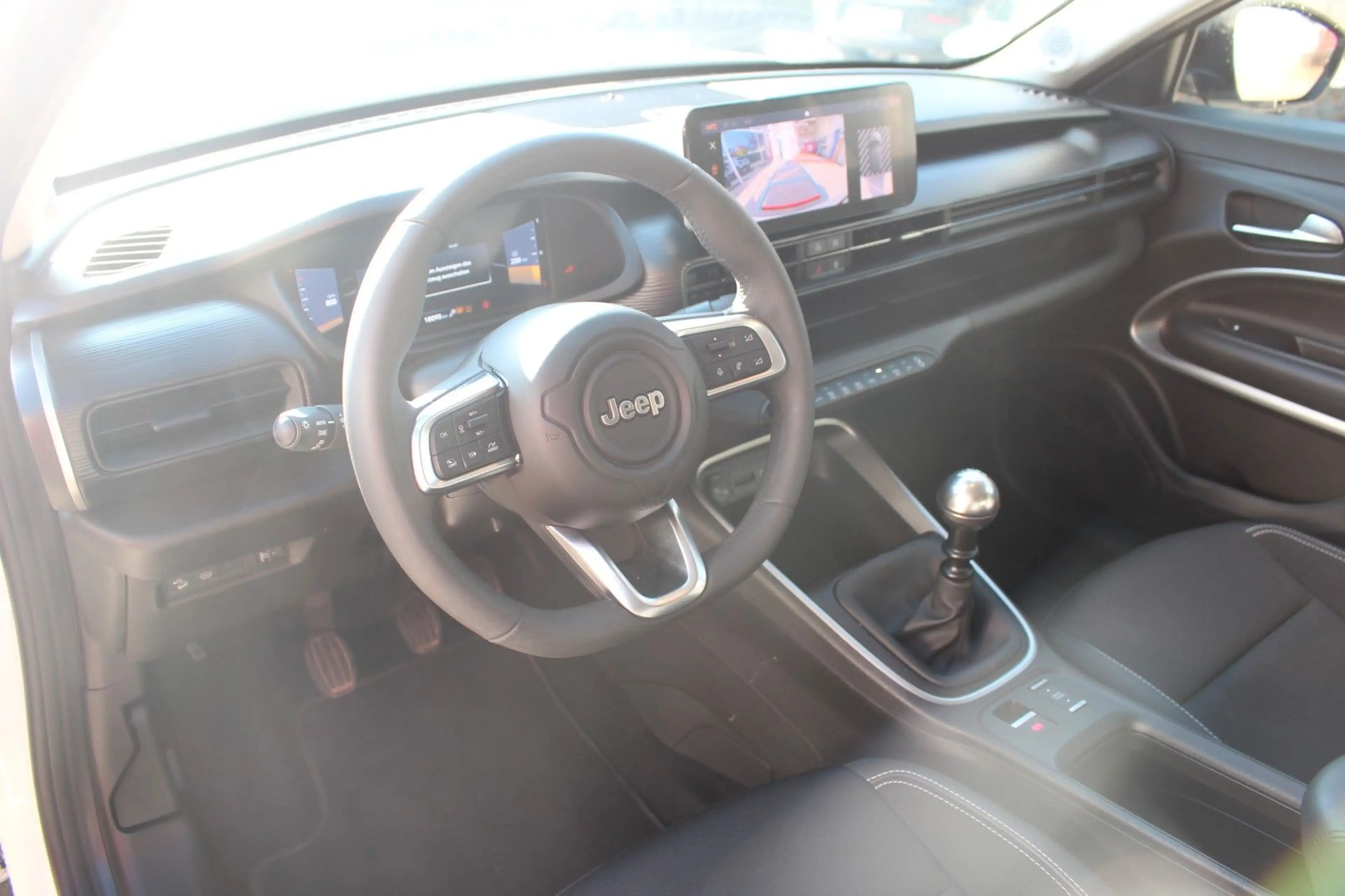 Jeep Avenger Altitude KAMERA/JBL/LED — photo 9