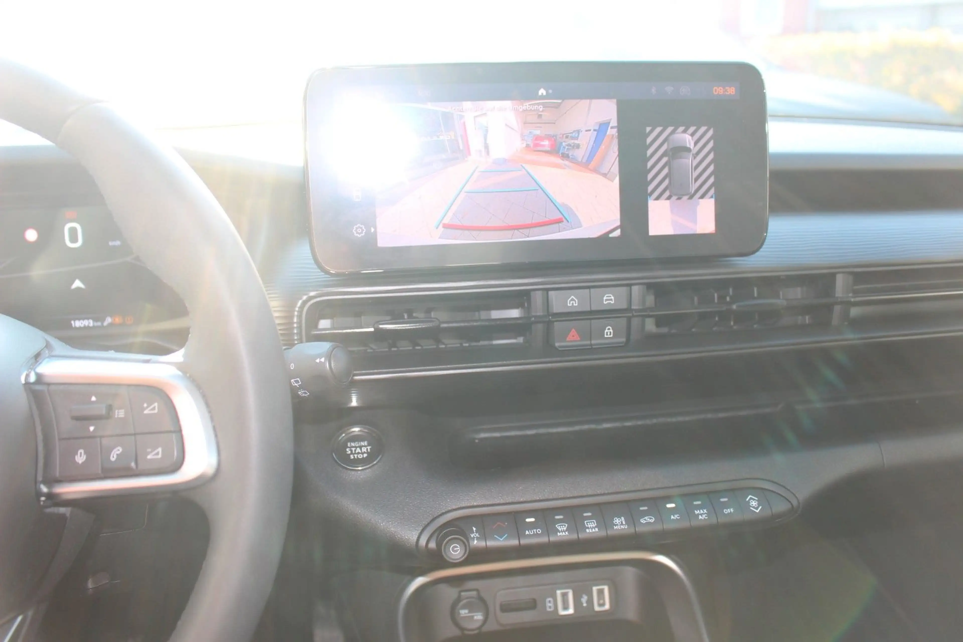 Jeep Avenger Altitude KAMERA/JBL/LED — photo 10