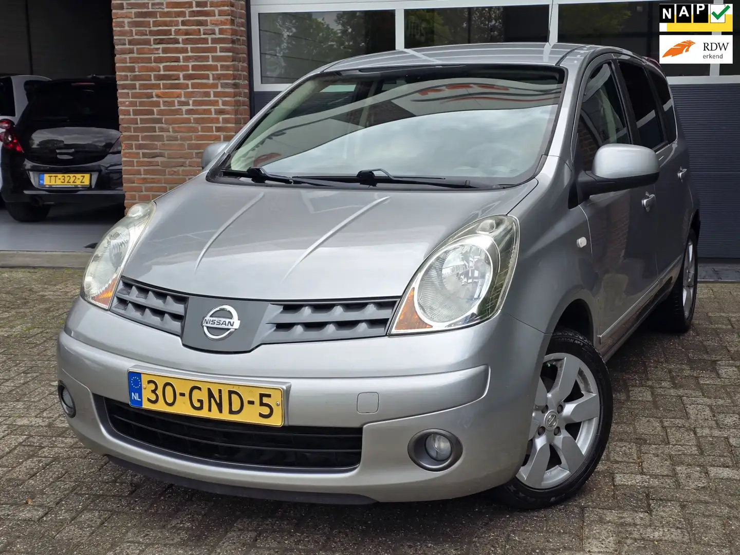 Nissan Note 1.6 Life NAP |Airco |Goed onderhouden |Apk Grijs - 1