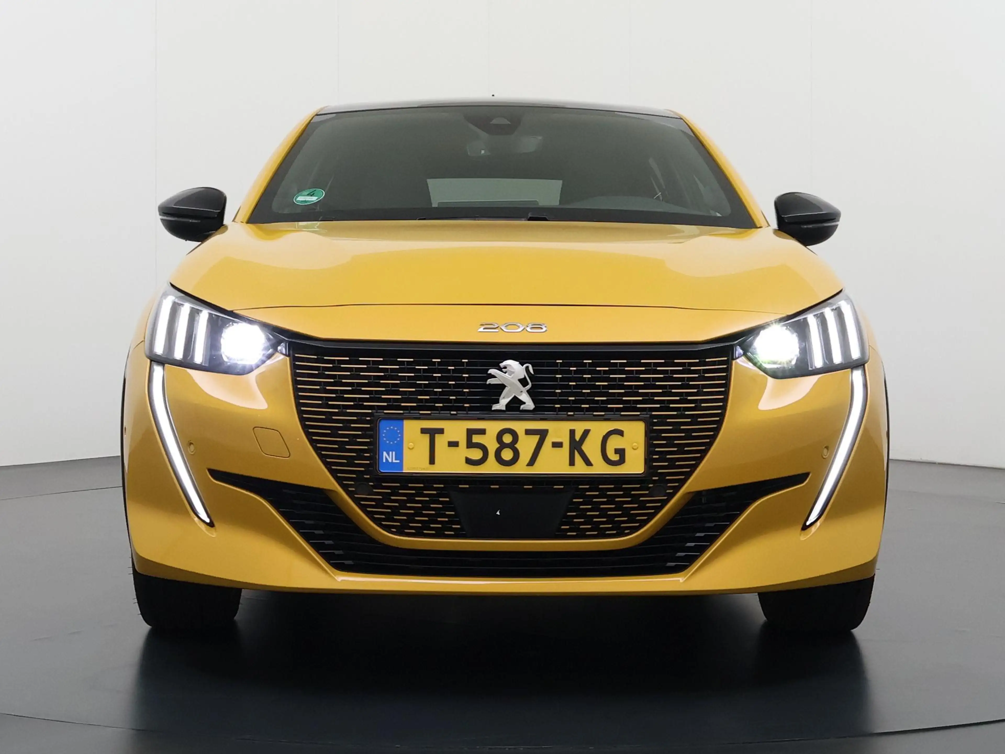 Peugeot e-208 GT 136pk 50 kWh | Navigatie | Panorama dak | Autom — photo 3