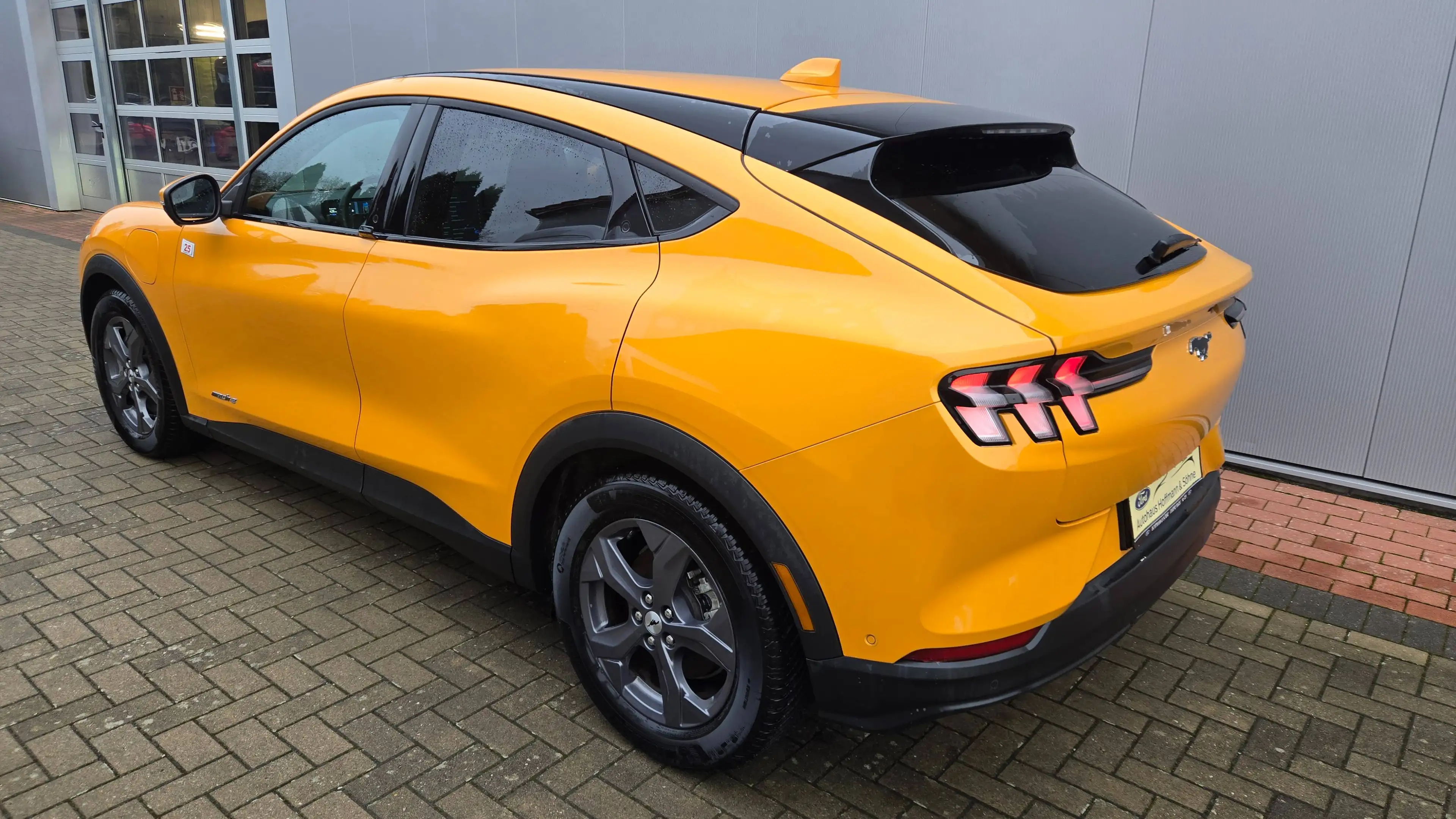 Ford Mustang Mach-E Basis — photo 7