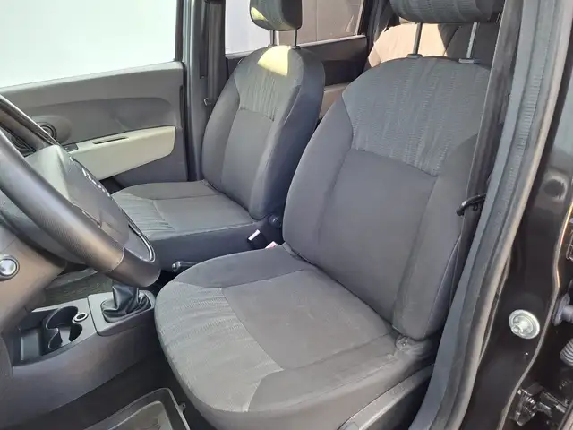 Dacia Lodgy view 3