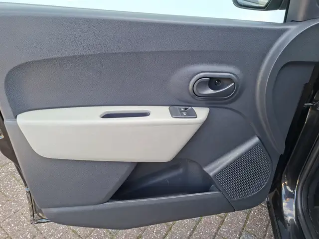 Dacia Lodgy view 11