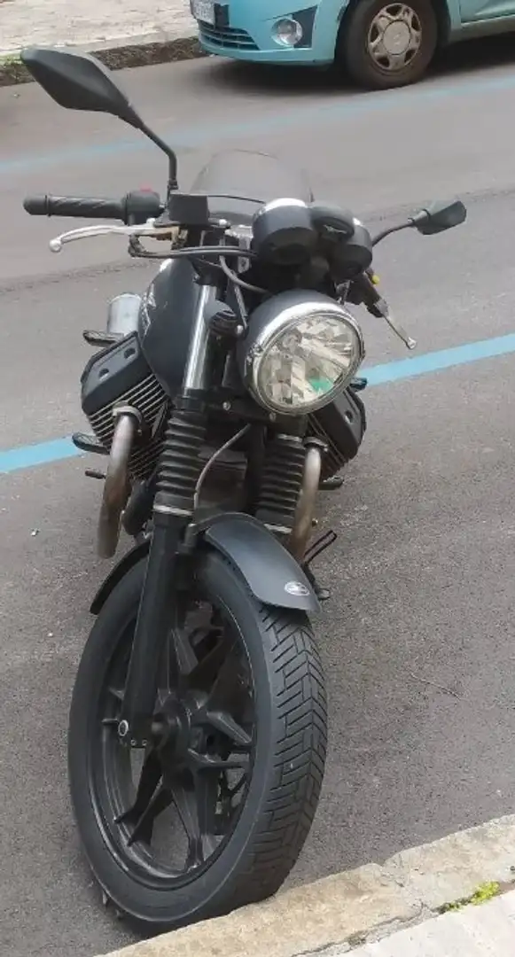 Moto Guzzi V 7 Nero - 1