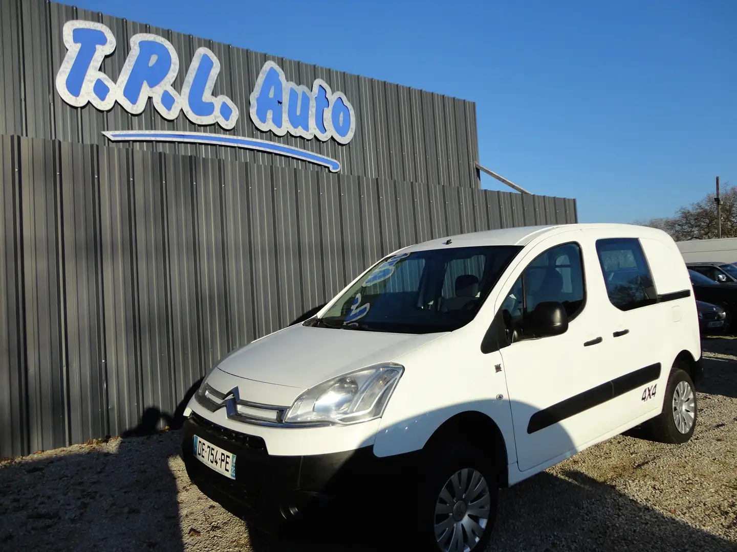 Dangel Berlingo 1.6 HDI 115 4+4 DANGEL Weiß - 1