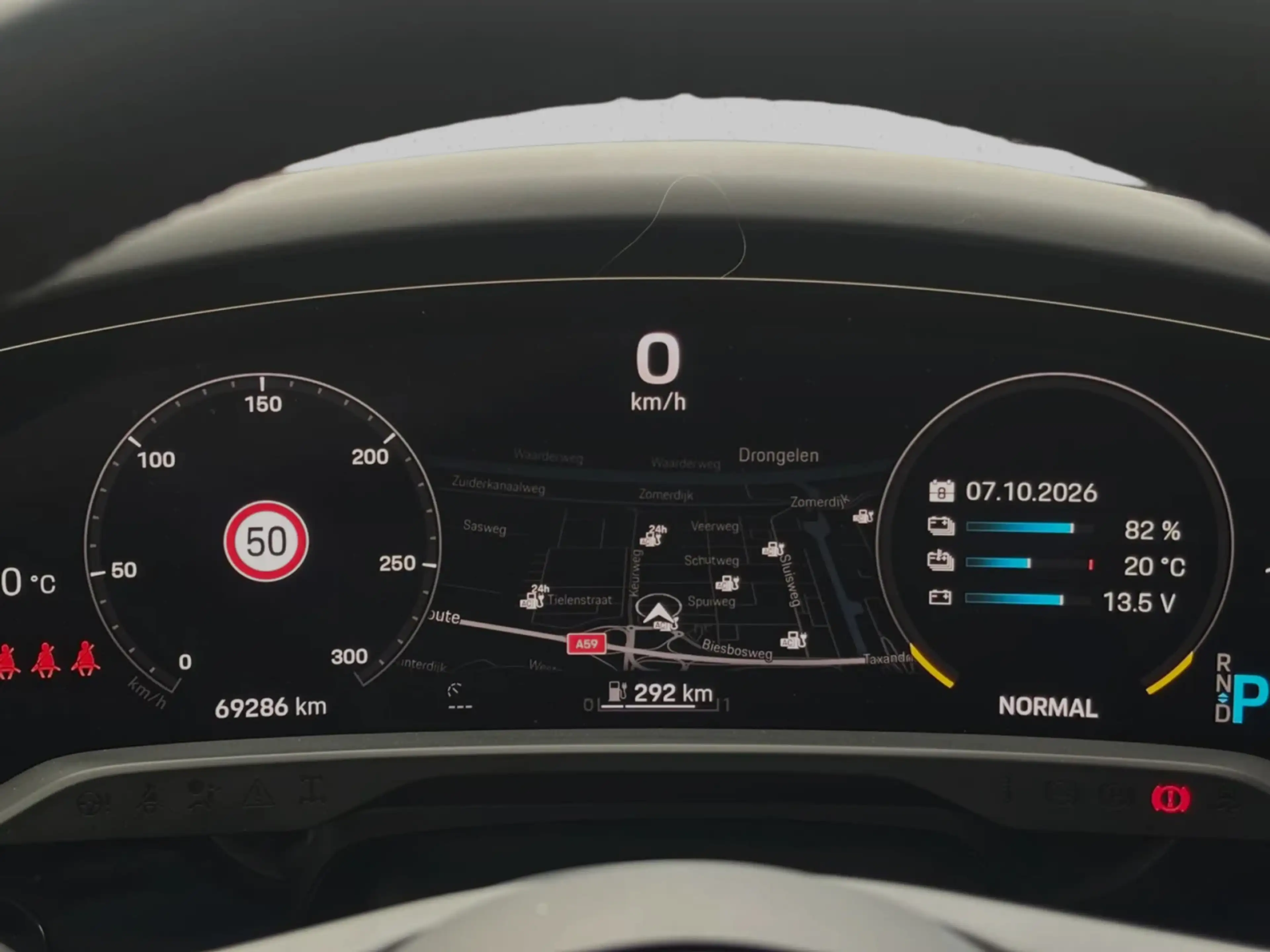 Porsche Taycan 4S Performance Plus 84 kWh (Dealer ondH, Sport Chr — photo 16