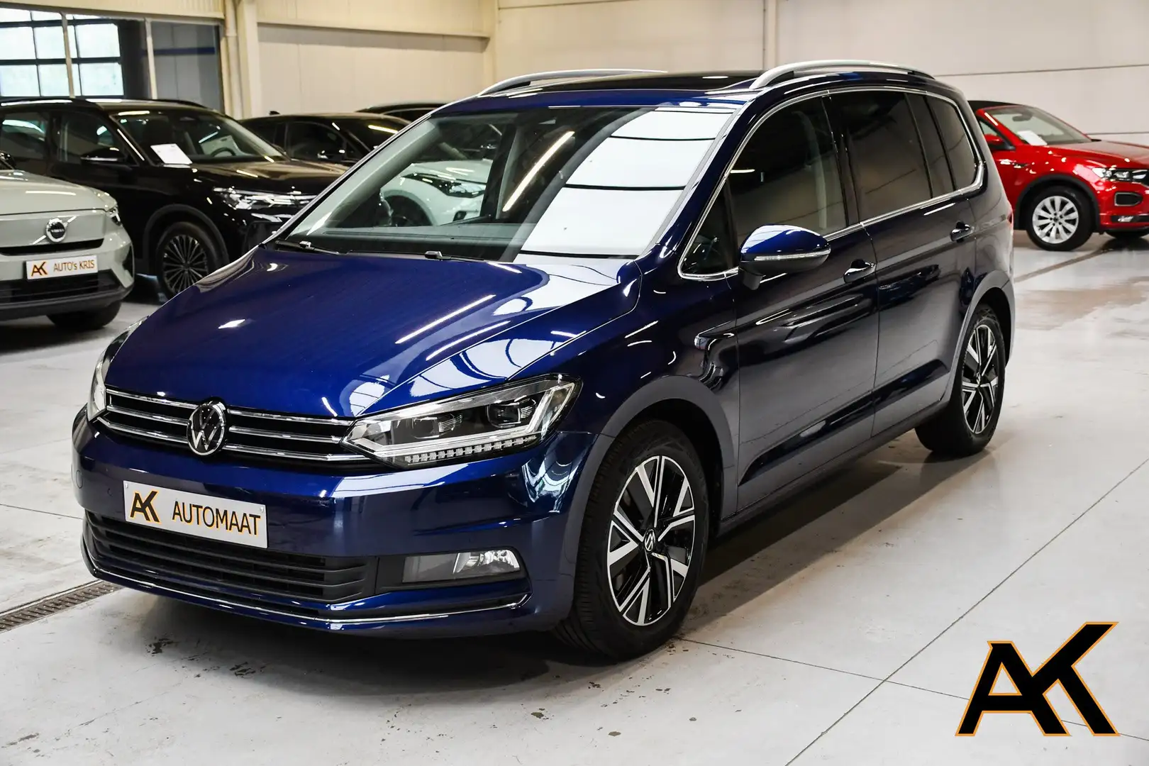 Volkswagen Touran Touran 2.0 TDI SCR DSG Highline 7pl - NAVI / PANO Bleu - 1
