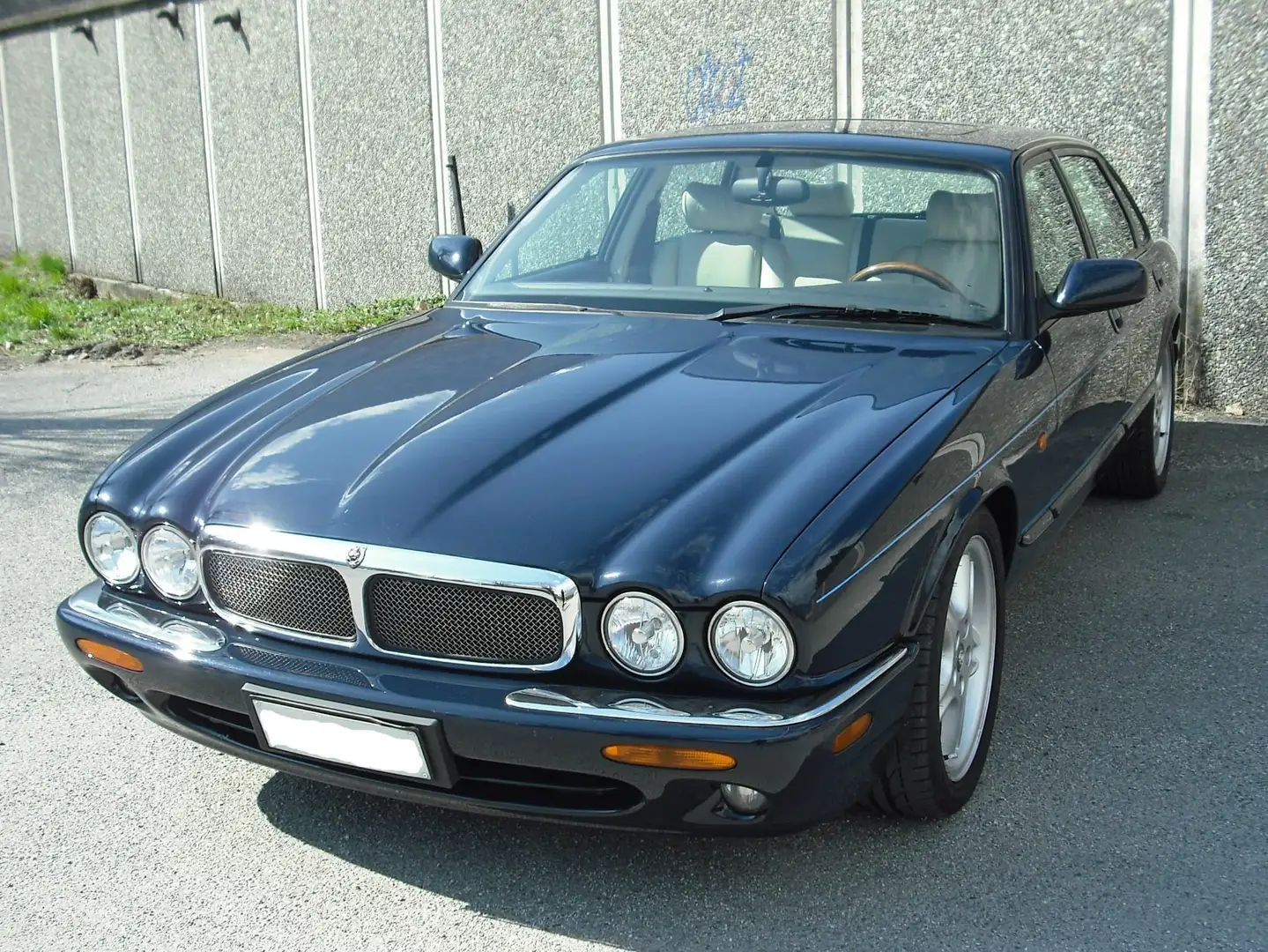 Jaguar XJR 4.0 Sovralimentata - 1