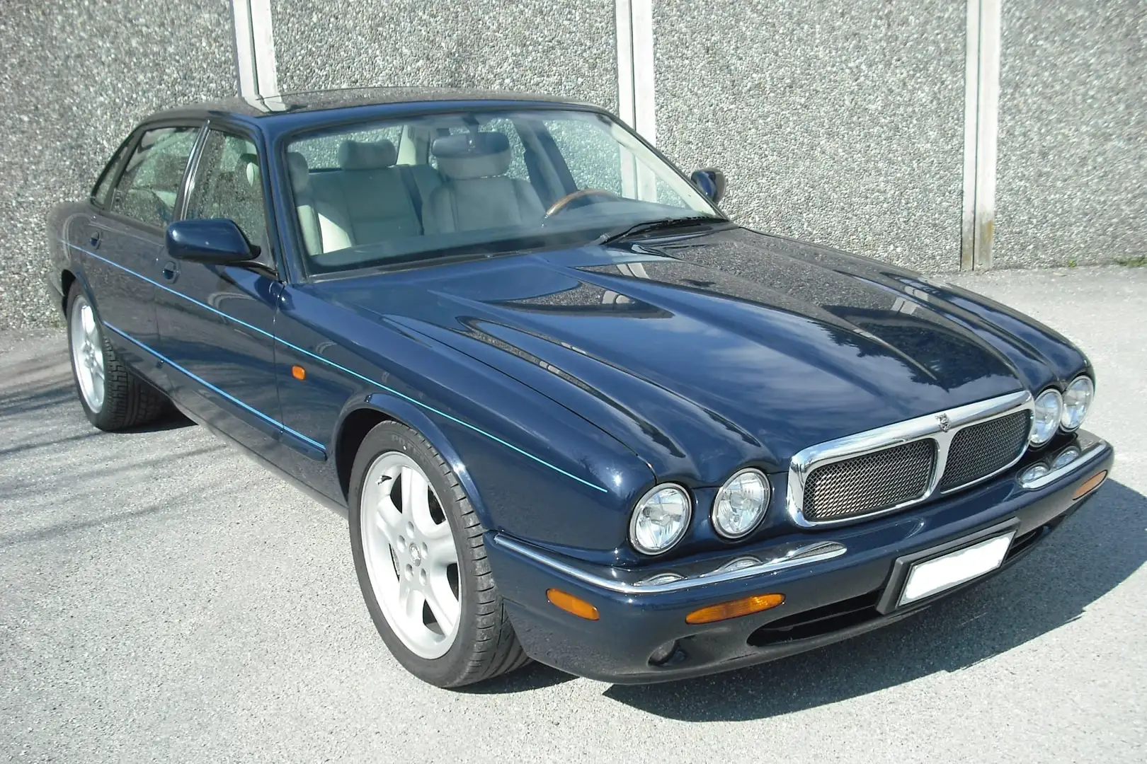 Jaguar XJR 4.0 Sovralimentata - 2