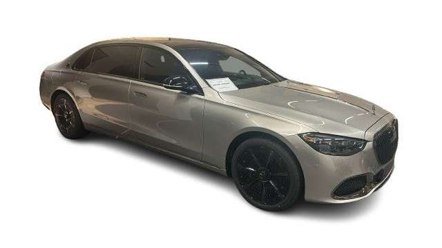 Imagine Mercedes-Benz S 580 Maybach S 580 e 4Matic Night Series Mod. 2024