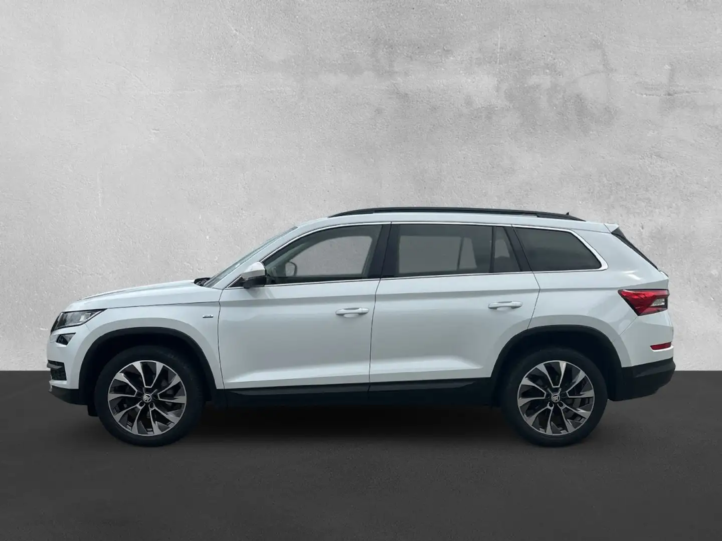 Skoda Kodiaq 1.5 TSI ACT Drive 125 Klima Navi Einparkhilfe Biały - 2