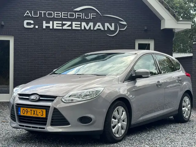 Ford Focus 1.0 101PK Navigatie Cruise Control N-APK Multifunc