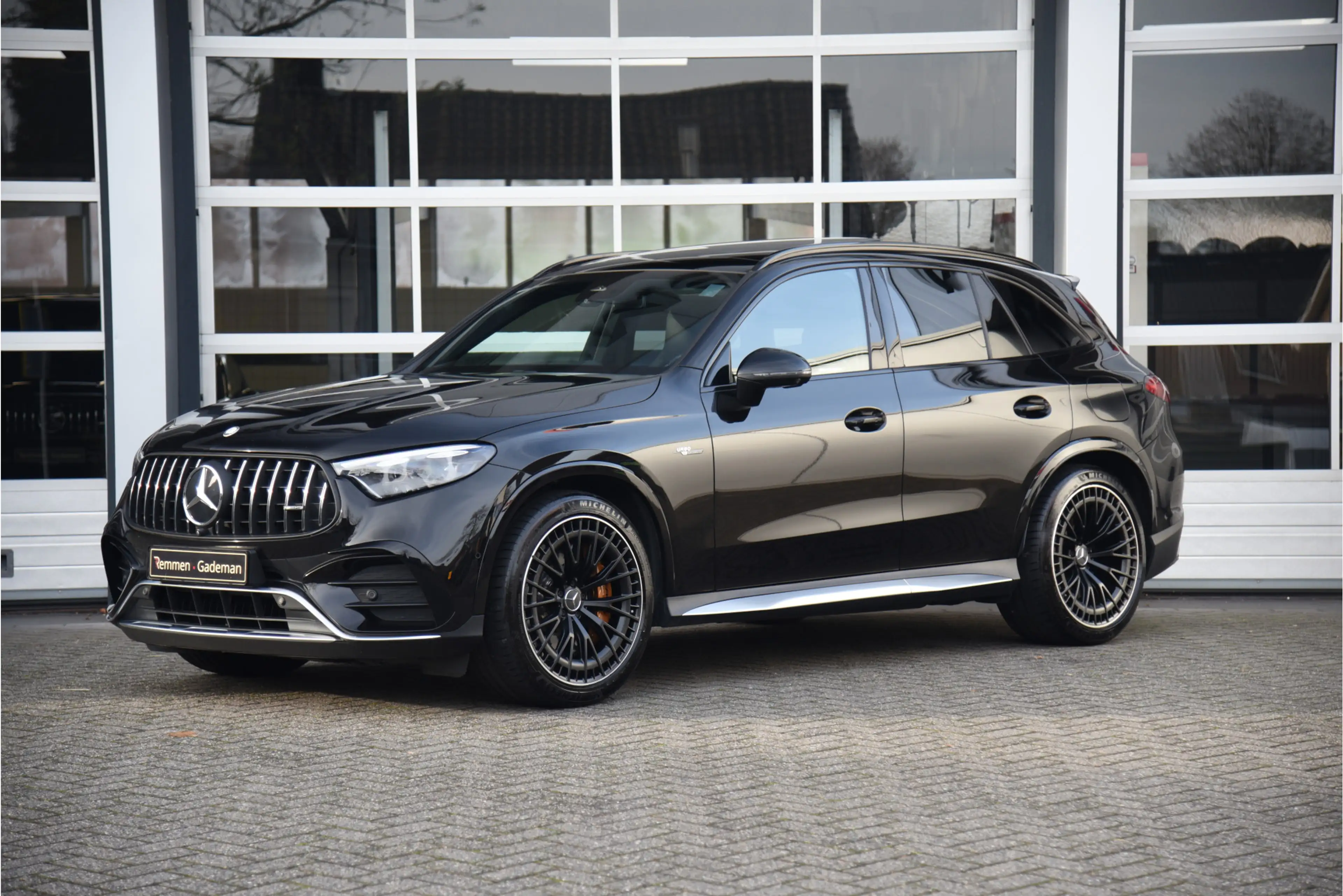 Mercedes-Benz GLC 63 AMG S E Performance — photo 2