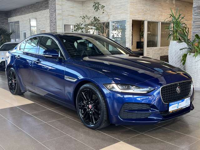 Imagine Jaguar XE S Premium*AHK*LED*ACC*Leder*Ambinte*