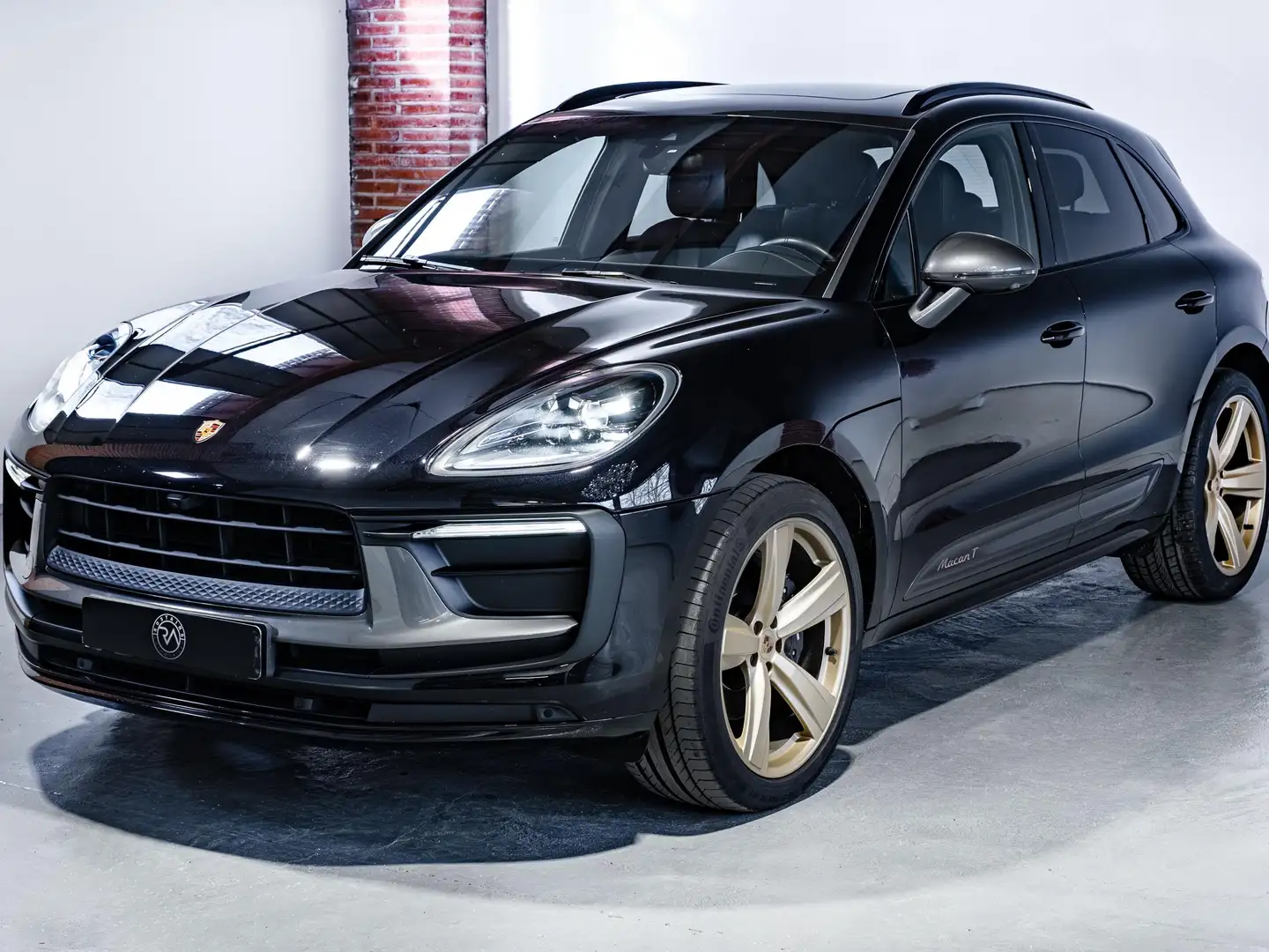 Porsche Macan T Schwarz - 1