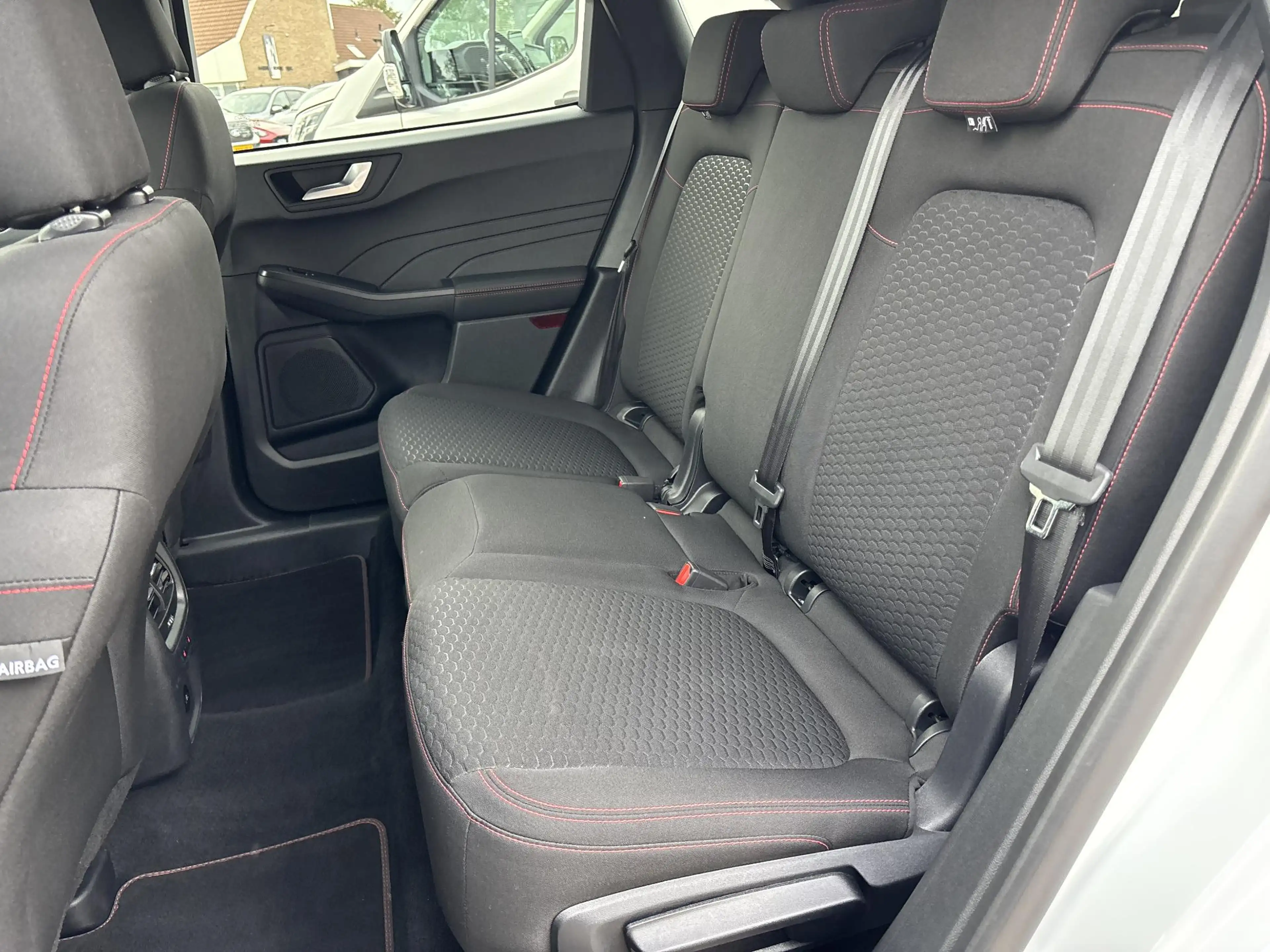 Ford Kuga 2.5 PHEV ST-Line | 243 PK | Winter Pack | Wegklapb — photo 10
