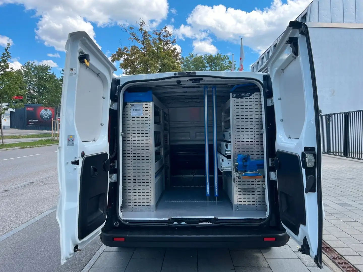 Opel Vivaro B Kasten SORTIMO REGALE GR/EURO6/NAVI Wit - 1