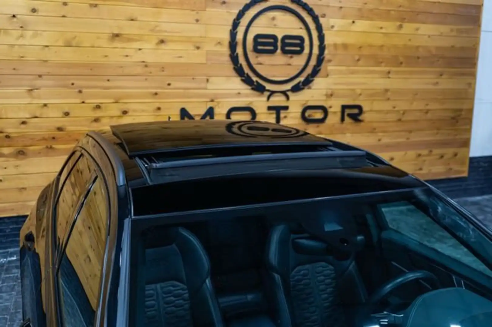 Audi A6 RS 6 Avant TFSI quattro Schwarz - 2