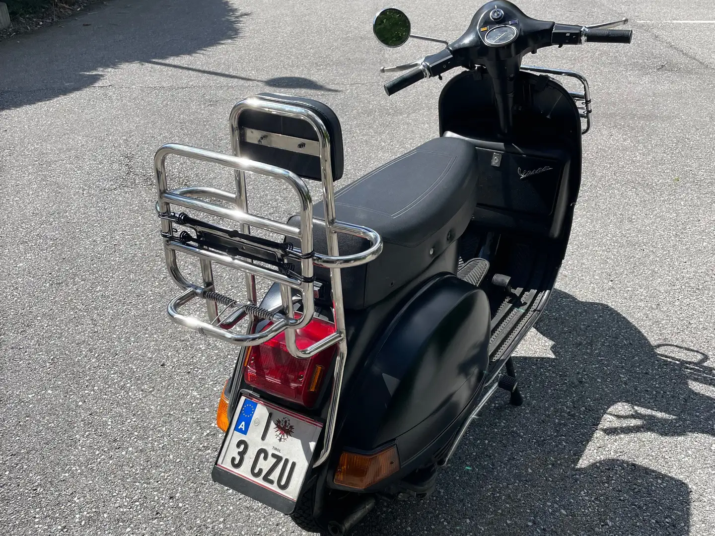 Vespa P 200 E Noir - 2