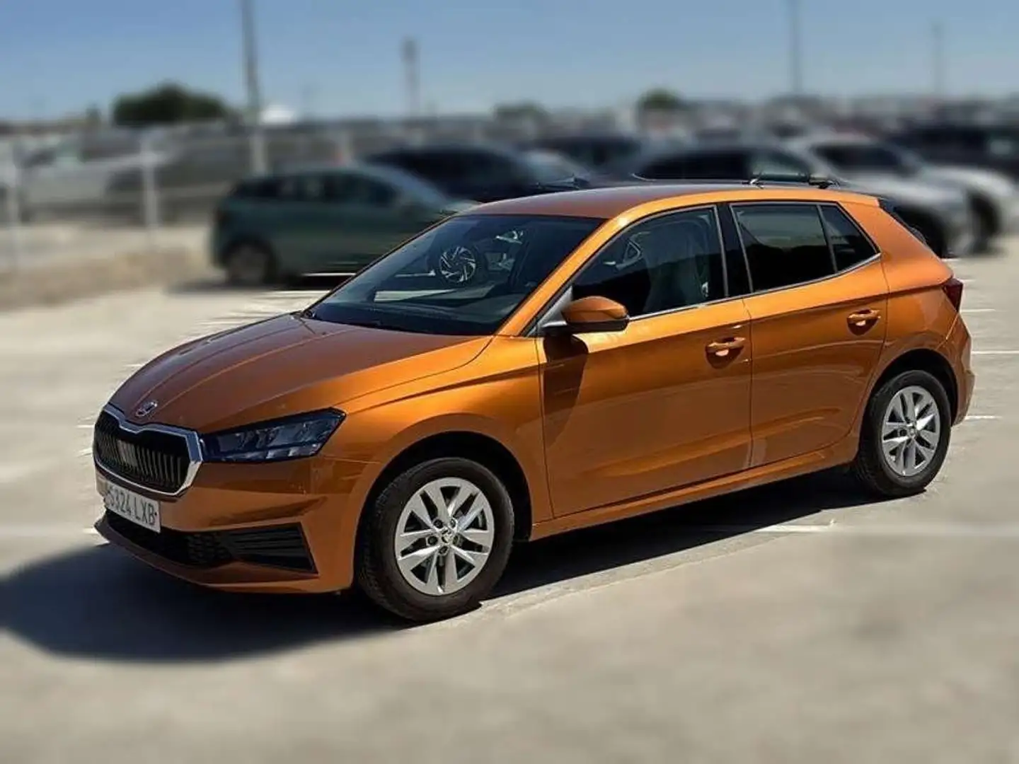 Skoda Fabia 1.0 MPI Emotion 59kW Naranja - 1