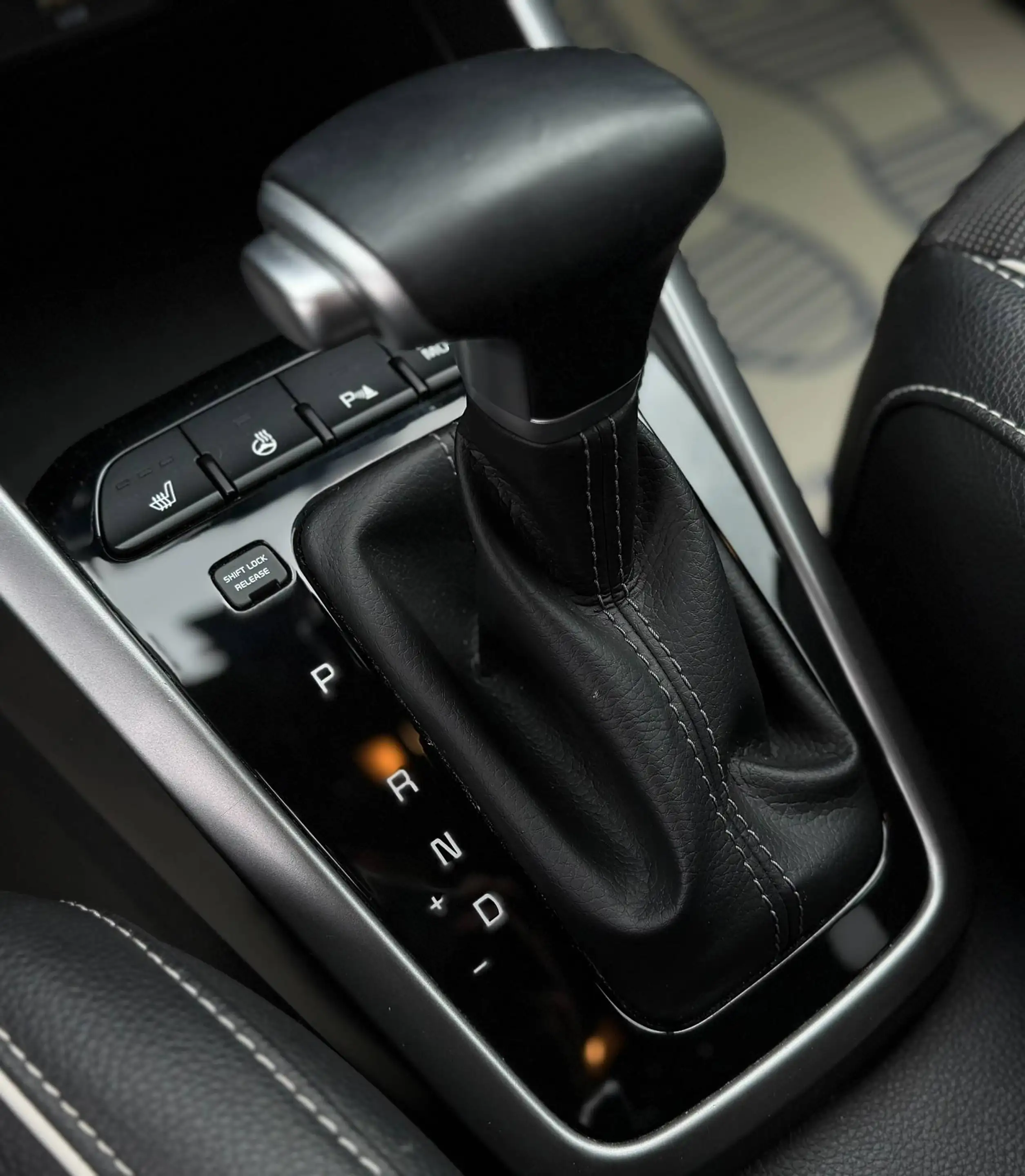 Kia Rio 1.0i Benzine - Automaat GT-Line Camera Zetelv. Garantie! — photo 9