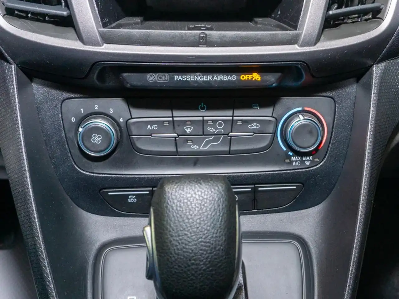 Ford Transit Connect снимка Ford Transit Connect