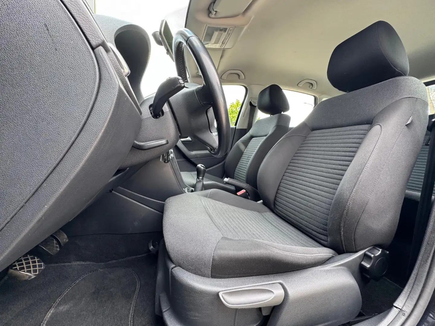 Volkswagen Polo 1.4-16V Highline AIRCO|CRUISE|PDC|SCHERM|EL.RAMEN| Zwart - 2