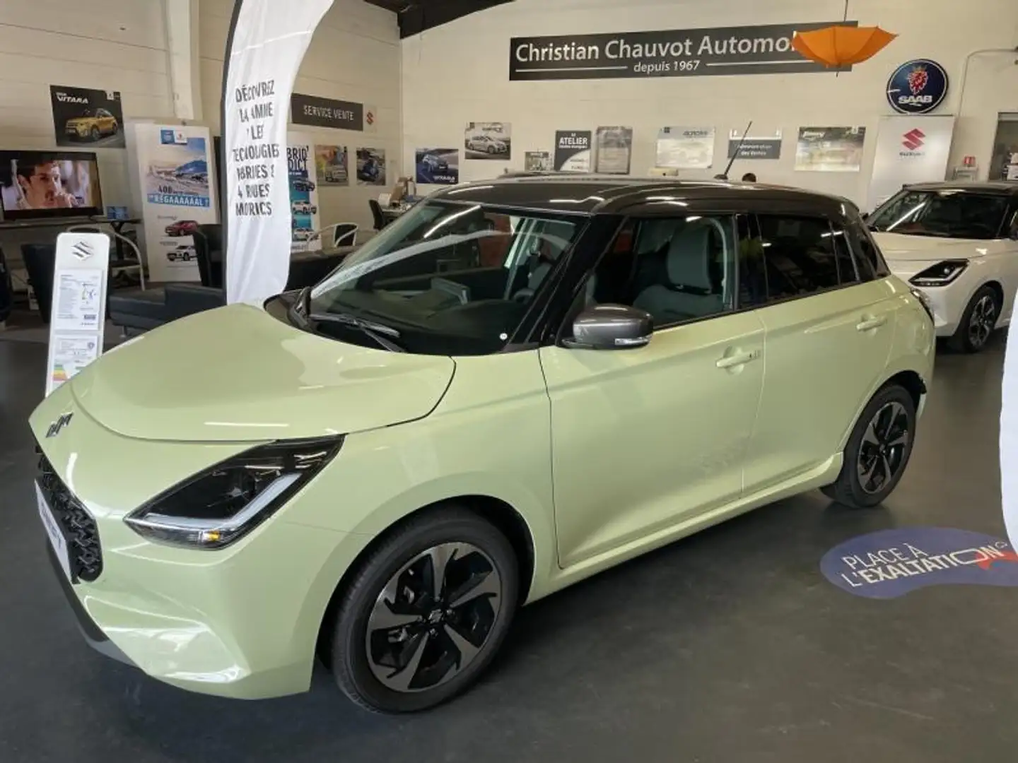 Suzuki Swift 1.2 Hybrid 83ch Pack Auto Jaune - 2