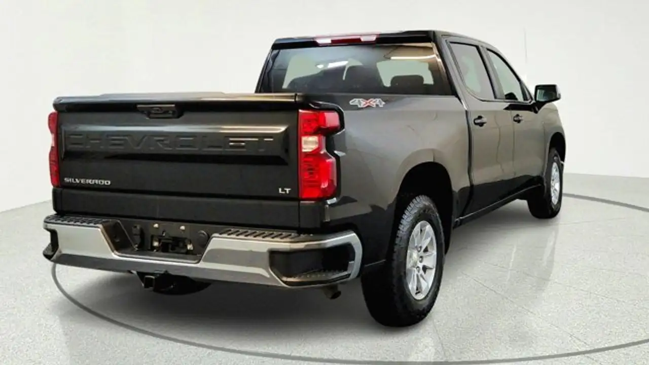 Chevrolet Silverado 1500 снимка Chevrolet Silverado 1500