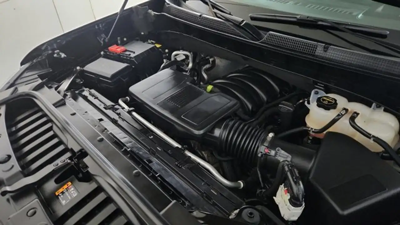 Chevrolet Silverado 1500 снимка Chevrolet Silverado 1500