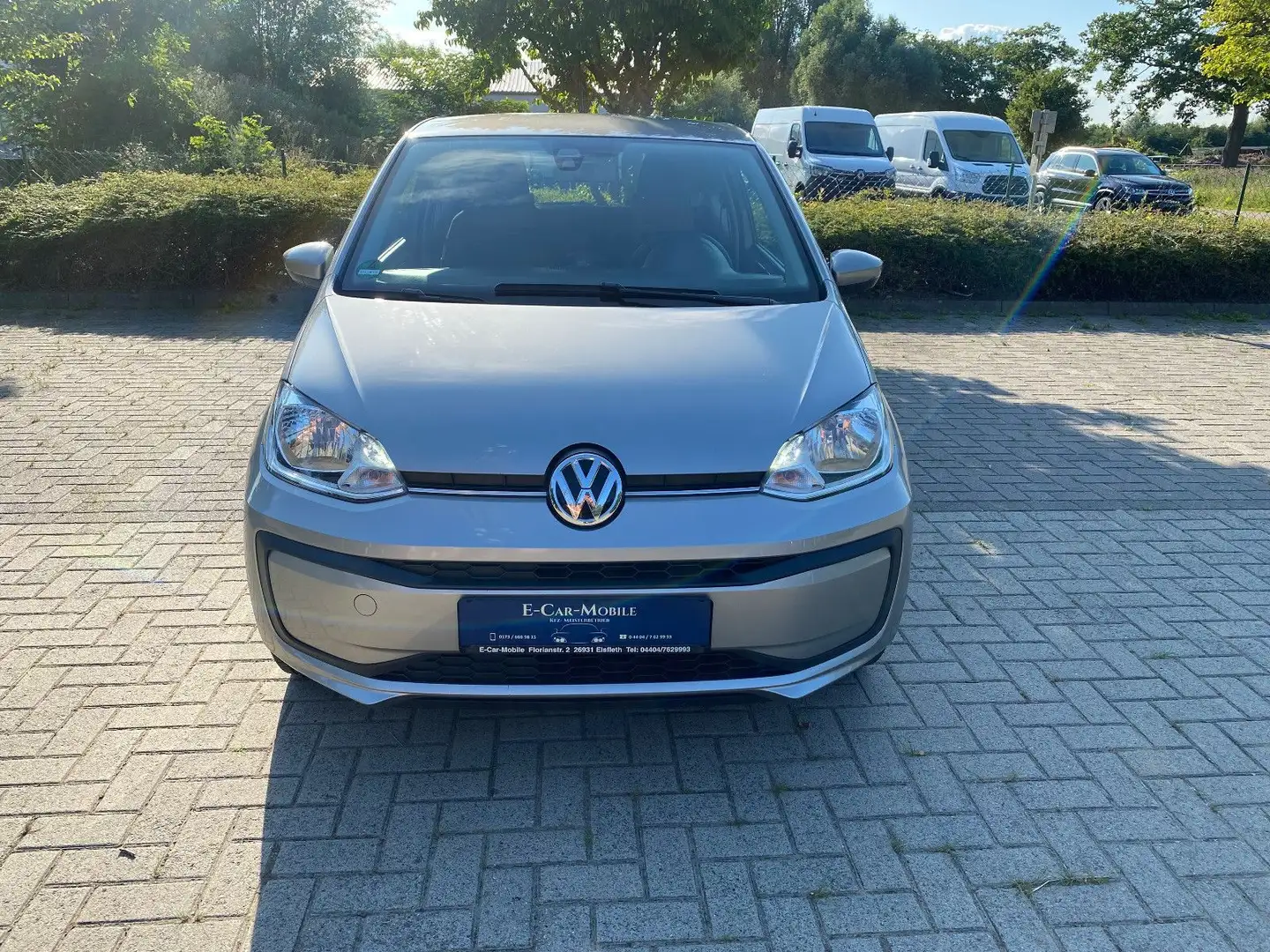 Volkswagen up! move up! 1.0 MPI KLIMA. PDC Silber - 1