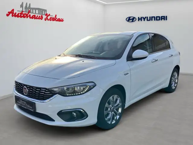 Fiat Tipo 1.4 T-Jet Lounge+Carplay+R.Kamera+Sitzheiz.+