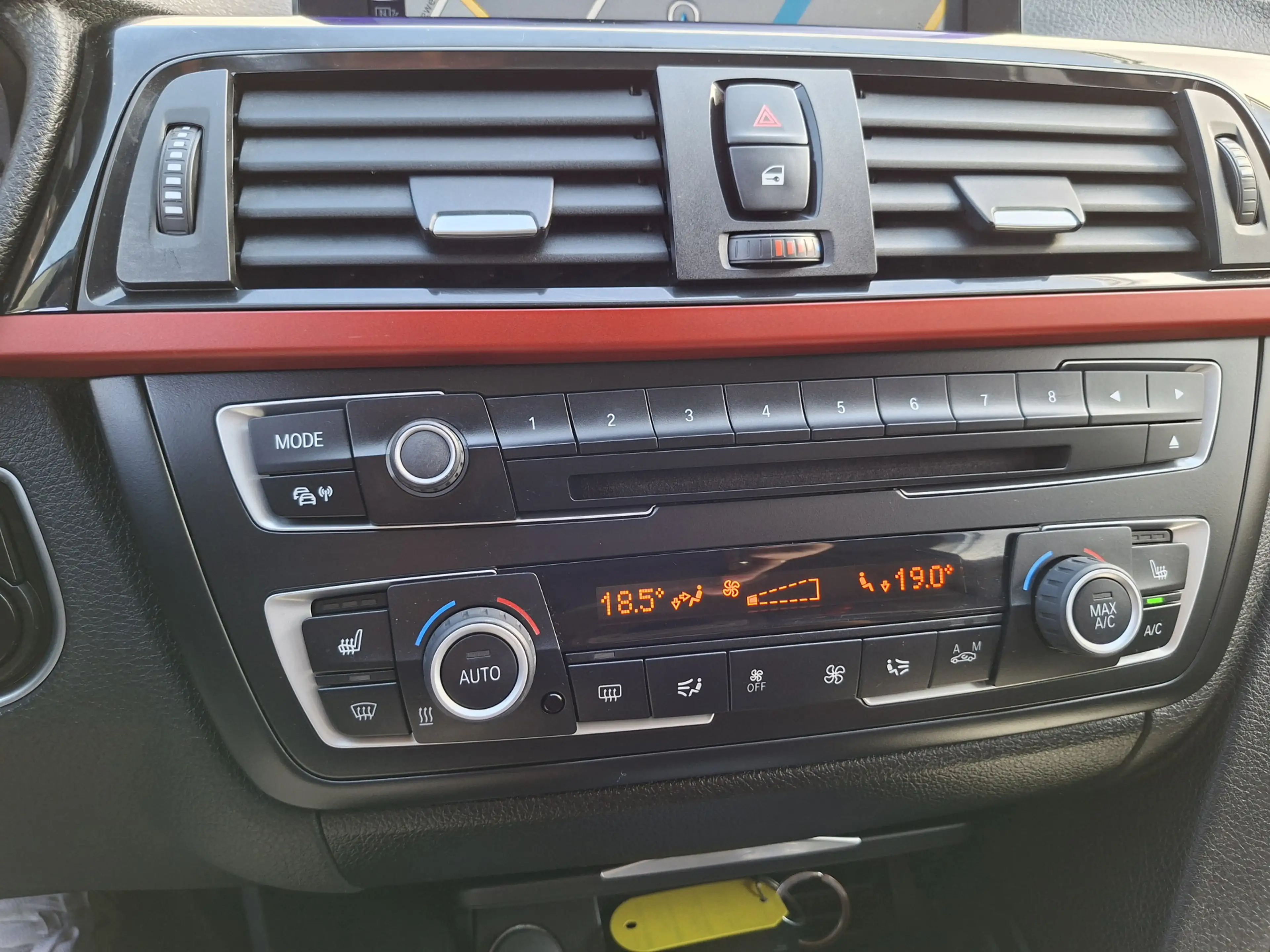 BMW 316 3-serie 316i High Executive — photo 13